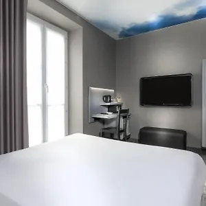 Libertel Montmartre Opera פריז